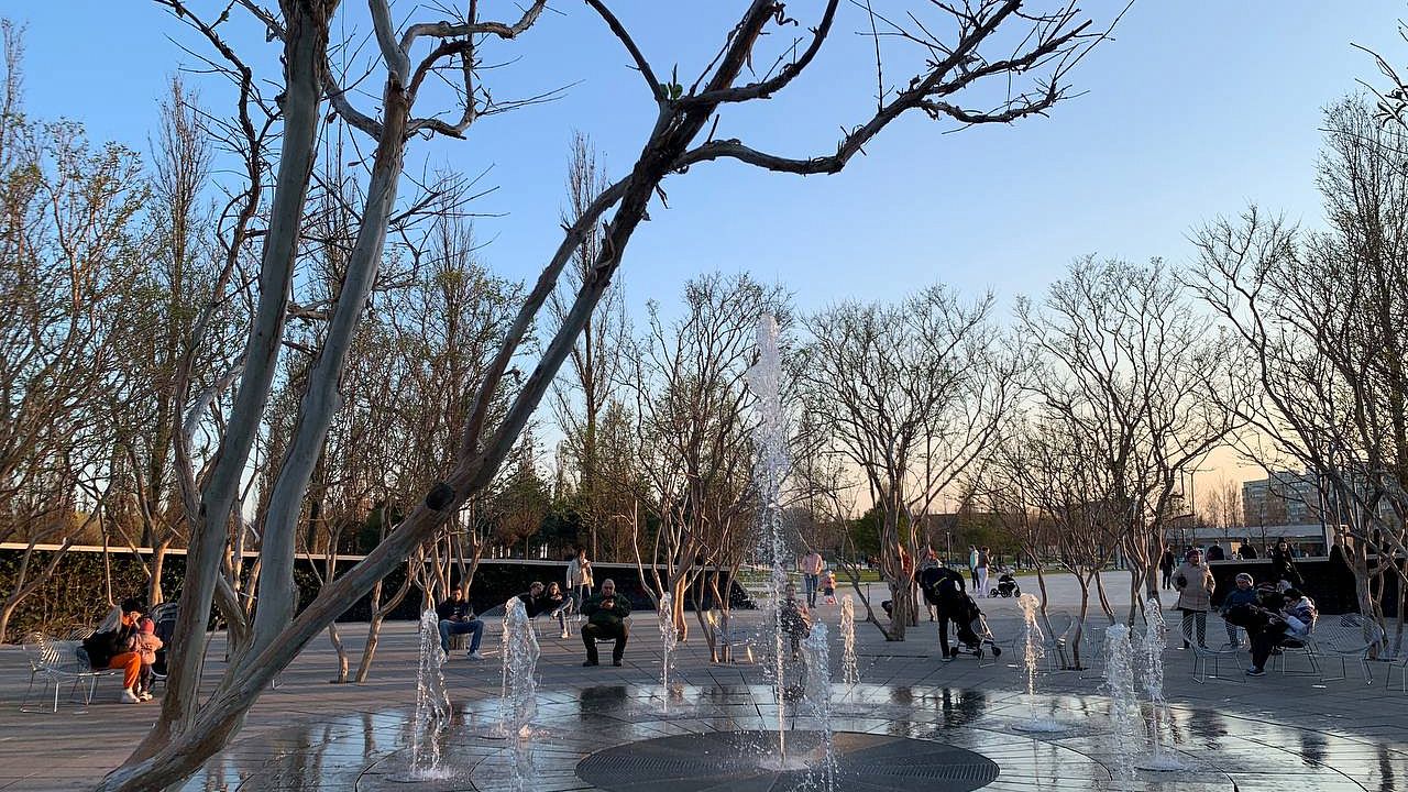 В парке «Краснодар» запускают фонтаны. Фото: Телеканал «Краснодар»
