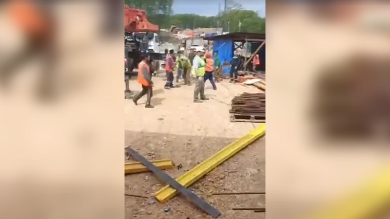 На видео сняли драку мигрантов из Северной Кореи и Узбекистана в Приморье