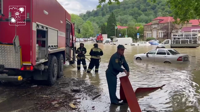 В Сочи запустили горячую линию для помощи пострадавшим от стихии