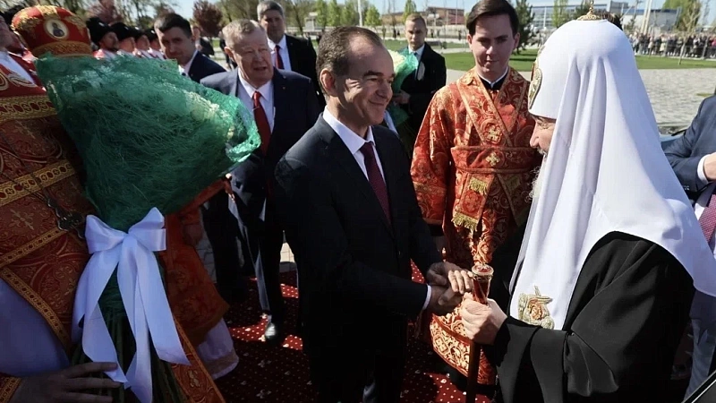 Патриарх Кирилл возглавил первую литургию в новом храме в Динской