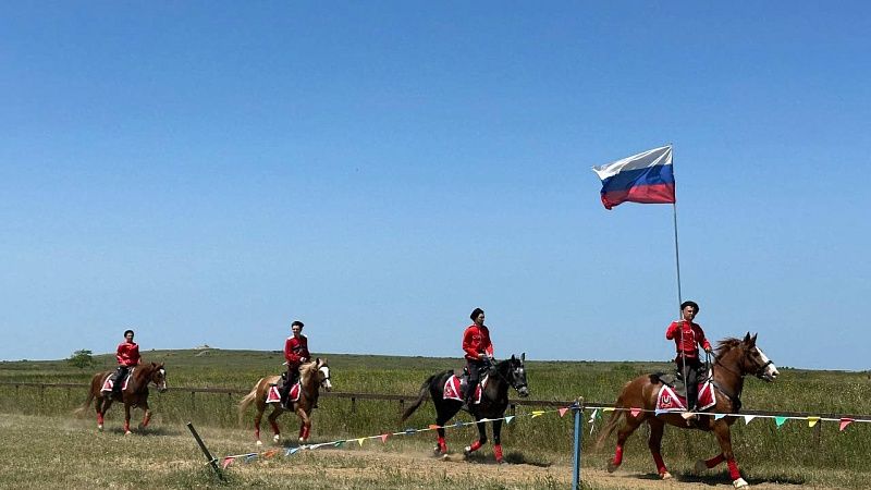 Вениамин Кондратьев поздравил казаков Кубани с праздником и отметил их вклад в СВО