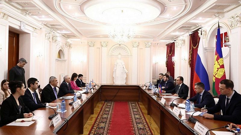 Глава Кубани встретился с Чрезвычайным и Полномочным Послом Республики Армения