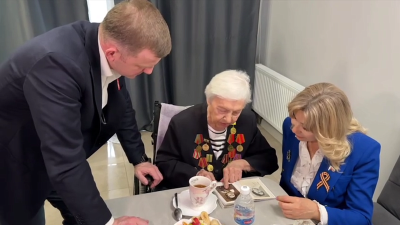 Труженице тыла Ванде Парадня вручили знак Почётного гражданина Краснодара