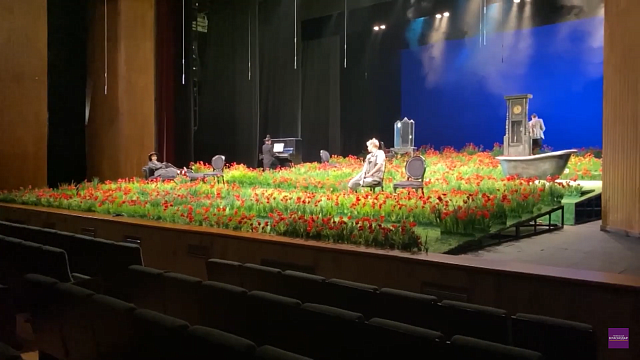 Репетиция спектакля в Краснодарском театре драмы. Фото: телеканал «Краснодар»