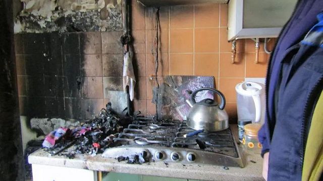 Житель Краснодара устроил пожар в квартире во время замены газового крана
