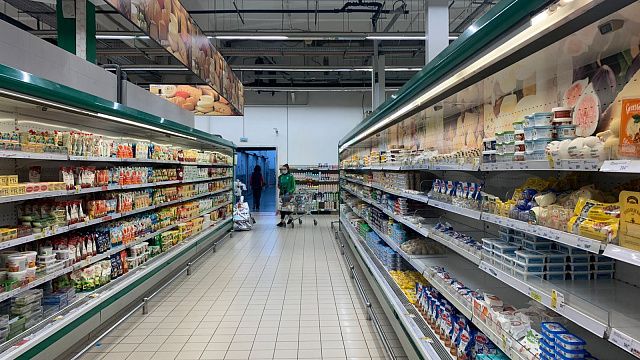 На Кубани ежедневно мониторят цены на продовольствие и запас товаров в магазинах