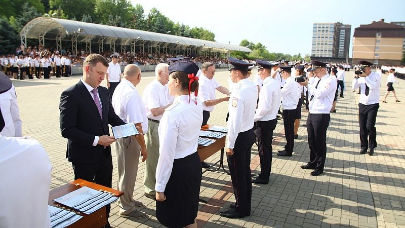 В 2024 году Краснодарский университет МВД выпустил почти 500 лейтенантов 