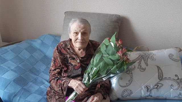 Самая возрастная жительница Прикубанского округа Анастасия Ребенок отметила юбилей Фото: t.me/prikubanka_krd