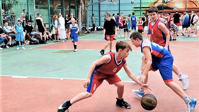 Турнир по уличному баскетболу стартовал на Кубани