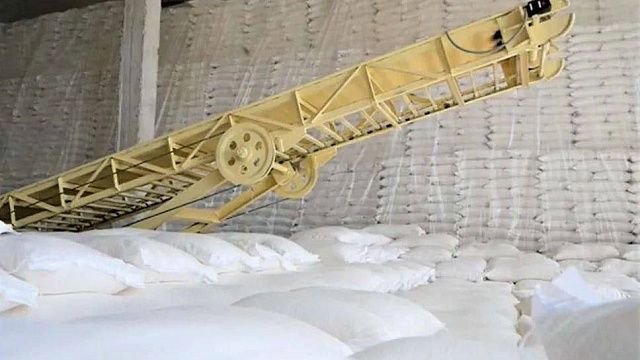 Более 100 тысяч тонн сахара из свежего урожая свеклы произвели на Кубани