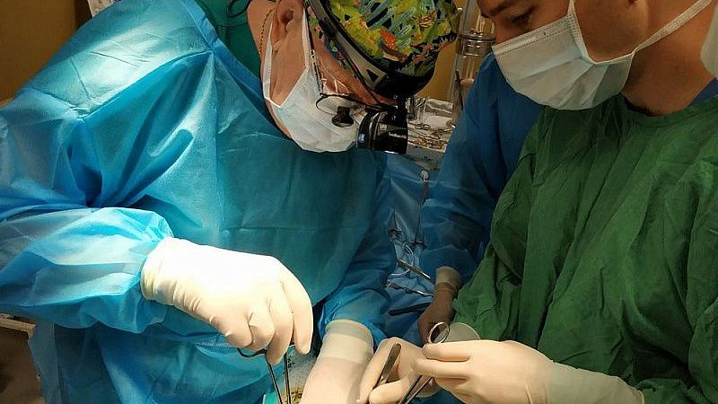 Краснодарские врачи выполнили 17 показательных операций в Узбекистане