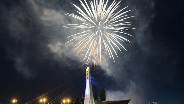 Праздничный фейерверк в честь Дня Победы в Краснодаре состоится в 21:00