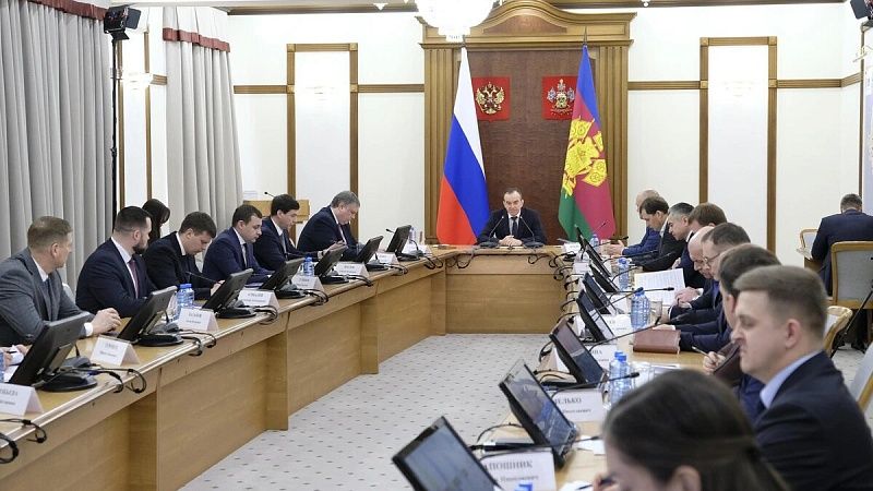 Вениамин Кондратьев провел совещание по итогам работы ЦУР в феврале в Краснодаре