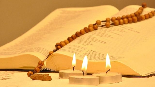 Депутат Журавлев предложил ввести уголовное наказание за порчу Библии и Корана. Фото: pixabay.com