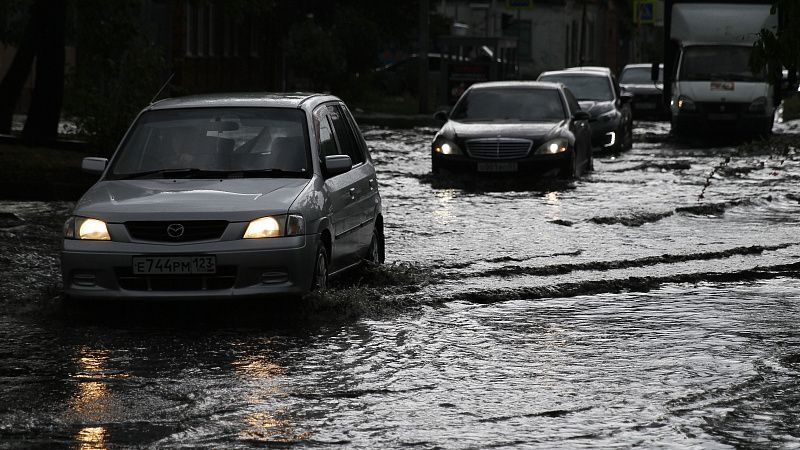 Госавтоинспекция предупреждает водителей об ухудшении погоды на Кубани
