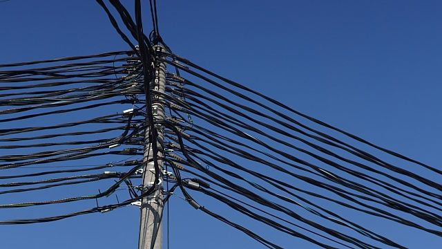 Плановые отключения электроэнергии затронут две улицы Краснодара 20 июля 