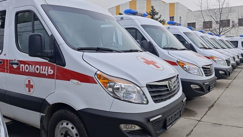 Медучреждения получили 48 новых автомобилей скорой помощи на Кубани