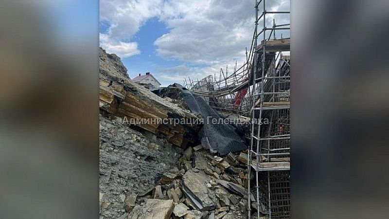 Посольство Киргизии поможет семьям погибших рабочих в Геленджике