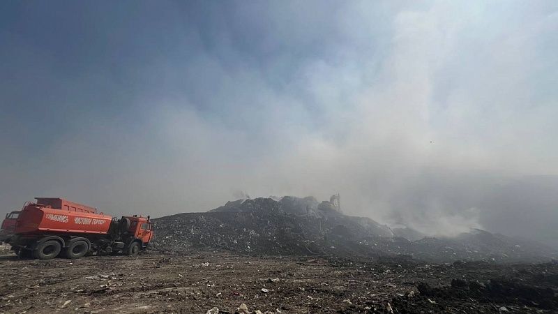 Почти 2 тысячи кубометров грунта отсыпали на тлеющем полигоне в Новороссийске
