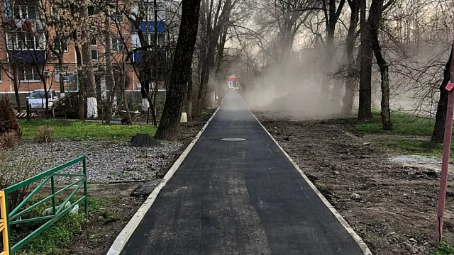 В Краснодаре отремонтировали 500-метровый участок тротуара по улице Айвазовского