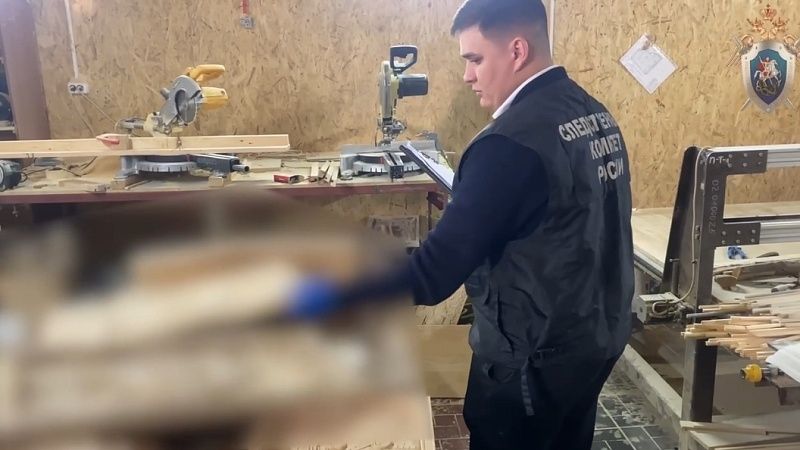 За продажу атрибутики с экстремистской символикой задержали жителя Армавира