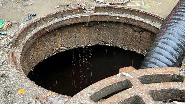 Ливень затопил дороги и улицы в Хабаровске