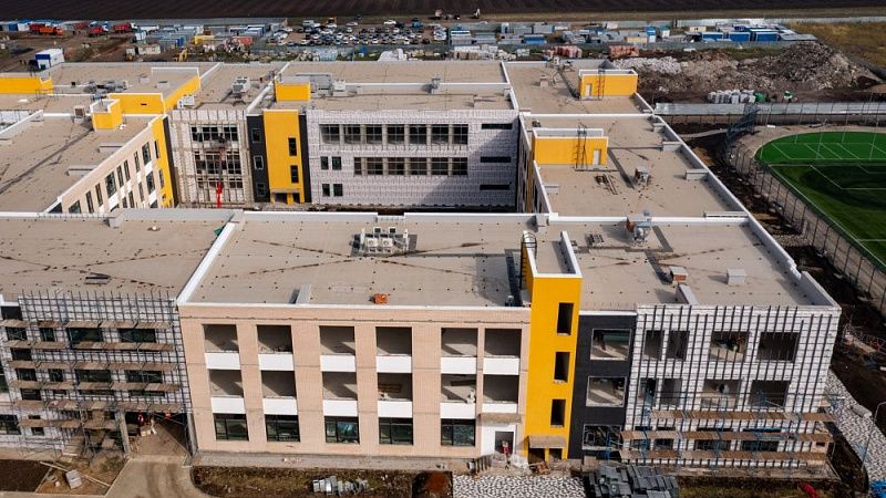 В пригороде Краснодара в 2023 году достроят три школы общей вместимостью 2950 мест в одну смену 