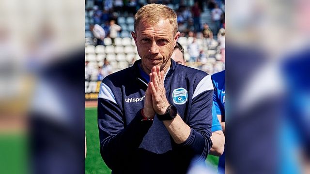 Олег Василенко покидает пост тренера ФК «Черноморец» из Новороссийска