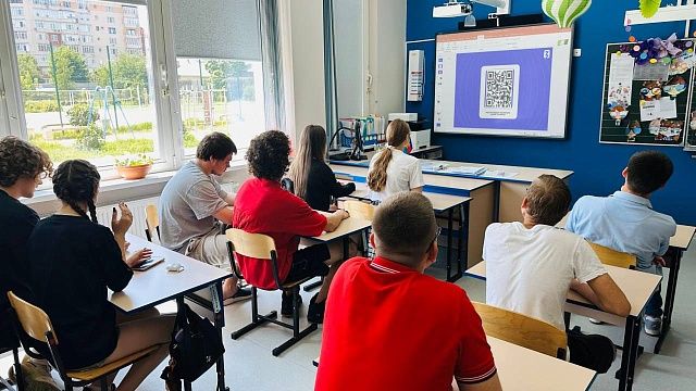 Онлайн-занятия продлятся до конца летних каникул для школьников Кубани