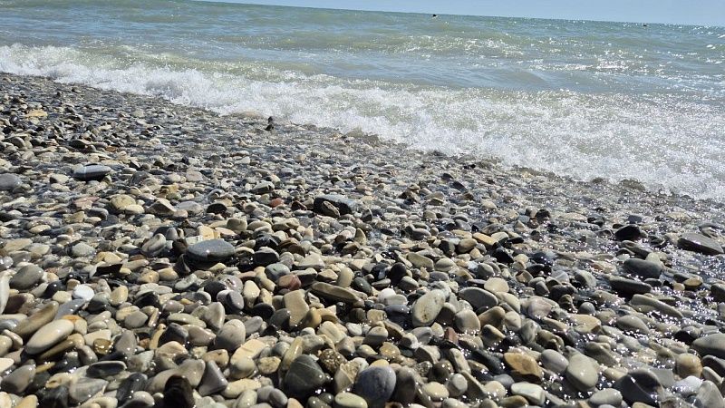 Росприроднадзор накажет автохама за парковку на пляже в Анапе 