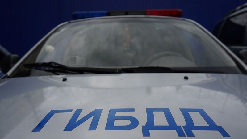 Полиция найдет разбившего 5 припаркованных авто около многоэтажки в Краснодаре