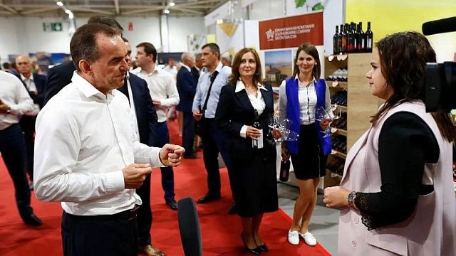 Вениамин Кондратьев заявил, что на Кубани производят вино мирового уровня  