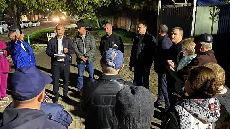 Работы по благоустройству улицы Есенина продолжились в Краснодаре 