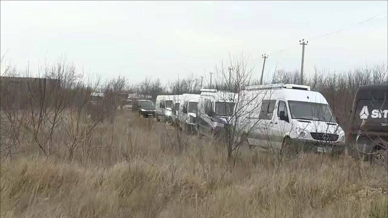 Группа водителей устроила массовые заезды на мототехнике на пляжах Анапы