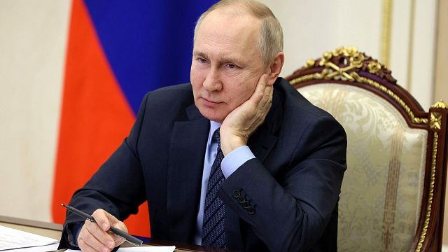 Россияне назвали Путина политиком года, а Камилу Валиеву – спортсменом года