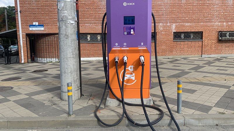 В Краснодаре в течение года установят 14 станций для быстрой зарядки электромобилей
