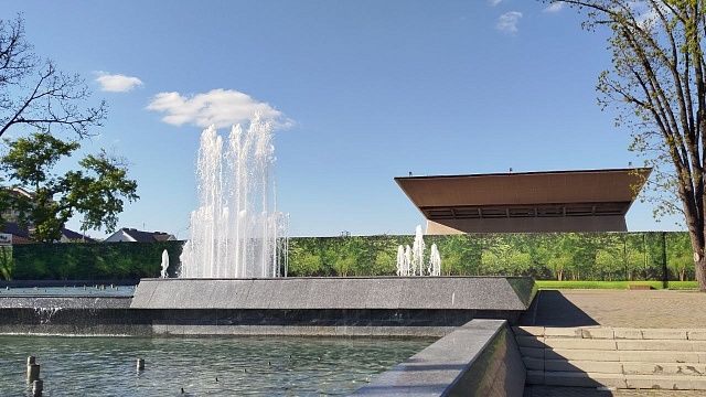 Кинозал, ресторан и фудкорт появятся после реставрации «Авроры» в Краснодаре