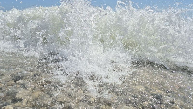 Немецкого туриста унесло течением во время шторма на Корсике