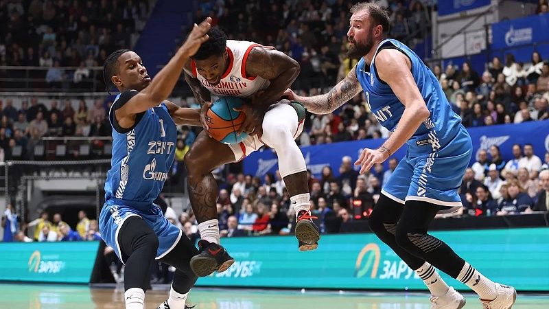 «Локомотив-Кубань» начал полуфинальную серию с поражения от «Зенита»