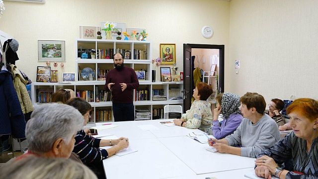 В Краснодаре проходят бесплатные семинары для пенсионеров по оказанию первой помощи