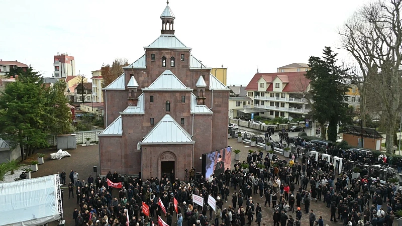 Массовая акция в поддержку Армянской канонической церкви прошла в Сочи