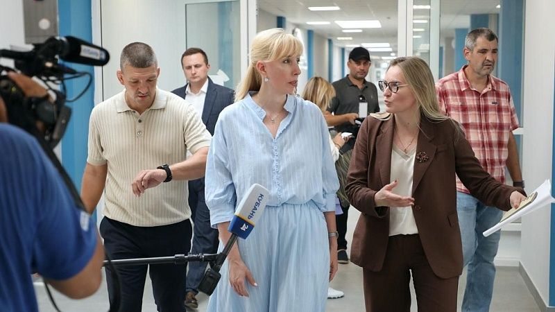 Строительство двух новых школ проверила вице-губернатор Минькова в Краснодаре