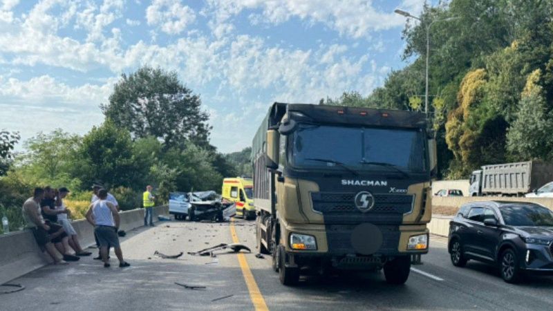 Прокуратура проверит обстоятельства ДТП с тремя пострадавшими подростками в Сочи