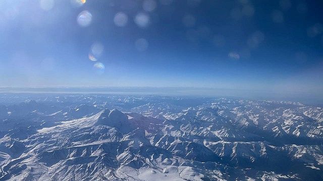 Из-за застрявшей россиянки альпинисты отказались от подъема на гору в Киргизии