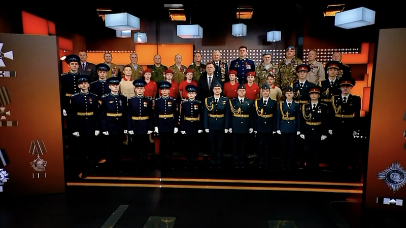 С Днём Героев Отечества Евгений Наумов поздравил жителей Краснодара