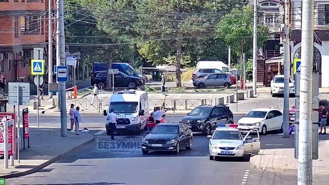 Водитель иномарки сбил пенсионерку на пешеходном переходе в Краснодаре