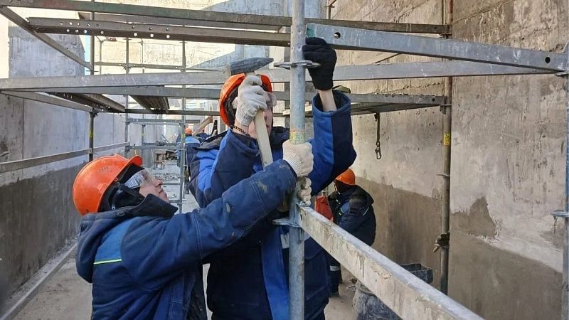 Почти 100 тысяч рублей получат студенты за строительство соцобъектов на Кубани 