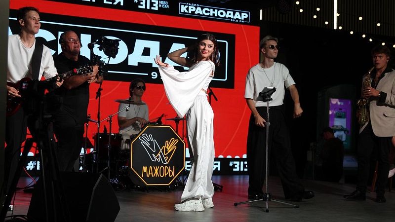 Осенний сезон «КАВЕР-СРЕДЫ» от «Радио Краснодар» стартовал выступлением кавер-группы «Мажоры»