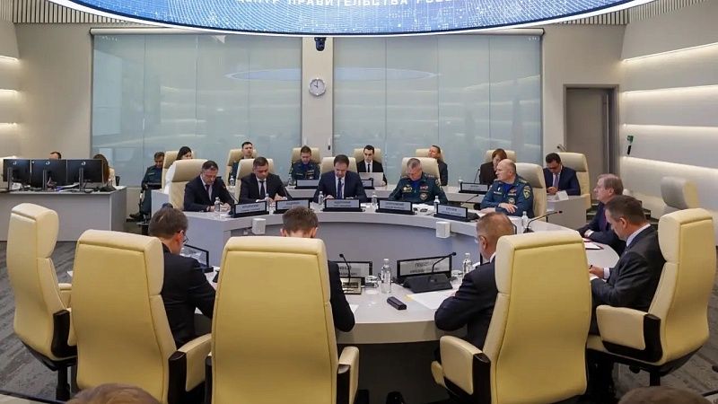Савельев провел заседание правительственной комиссии по ЧС в Керченском проливе