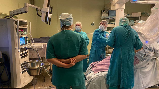 После 71 минуты клинической смерти врачи запустили сердце женщине в Кемерове